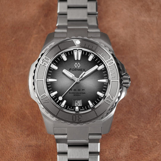 Formex Reef 39,5mm Black Sunburst Dial Steel Bezel COSC