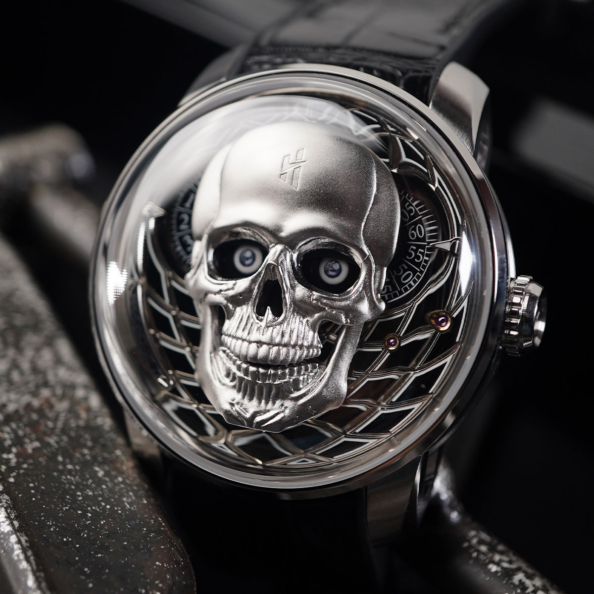 LUCKY HARVEY Skull Automatic