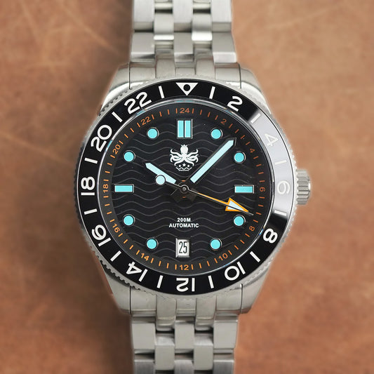 Phoibos Wave Master GMT 200M PY049C Black Dial