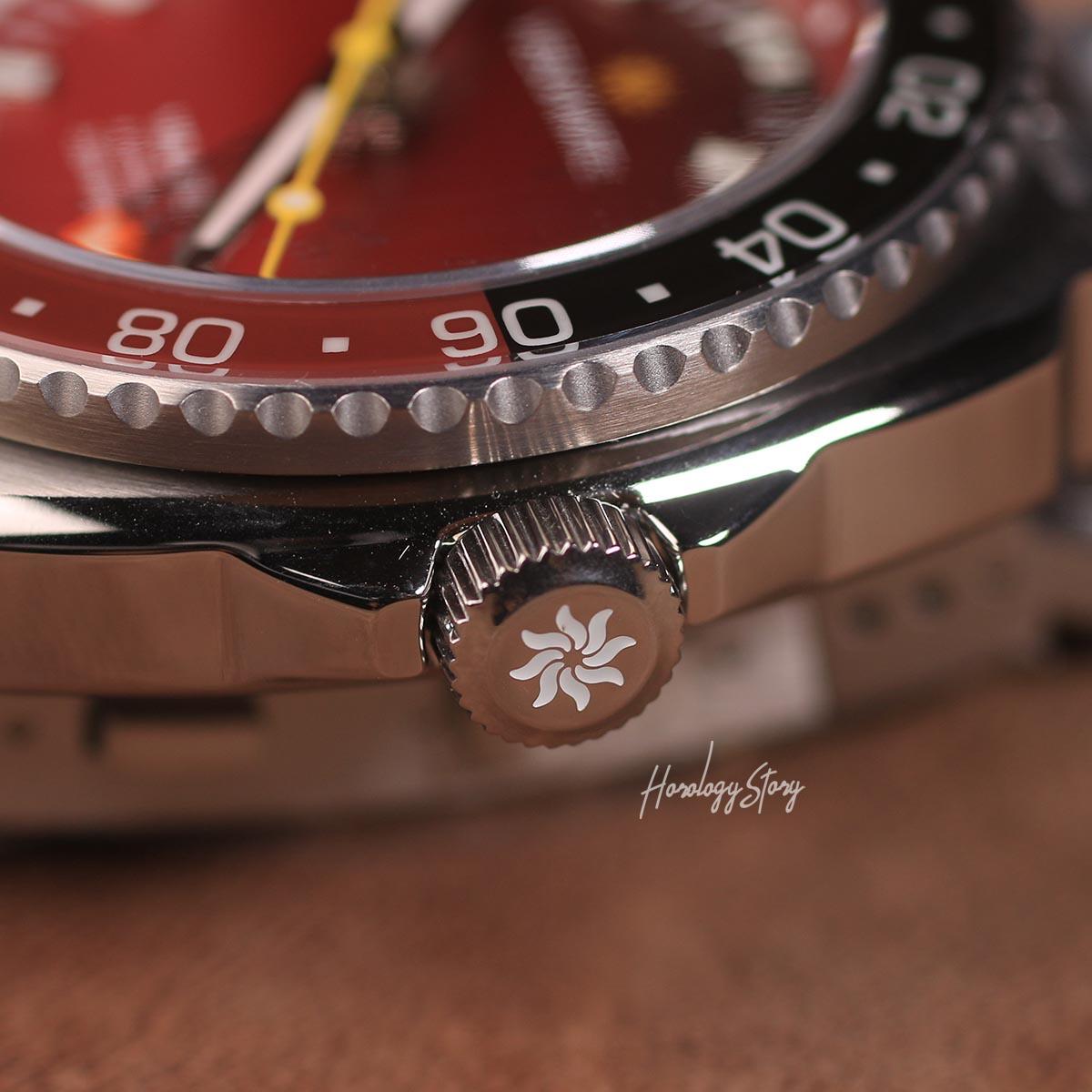 Vesuviate Volare 41mm GMT Red Dial